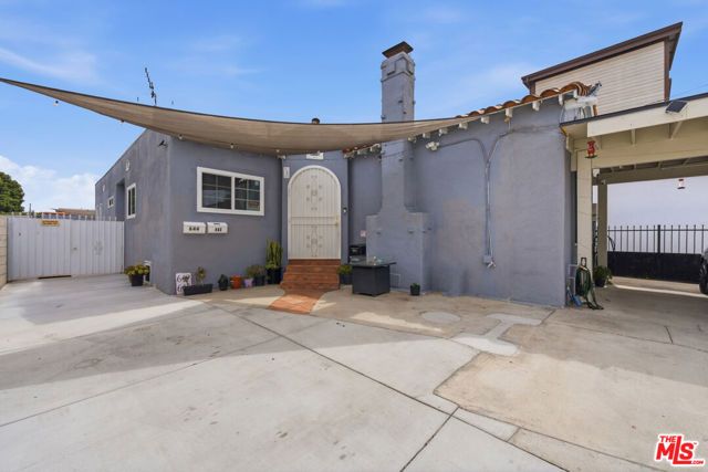 642 W 95th Street, Los Angeles, CA 90044