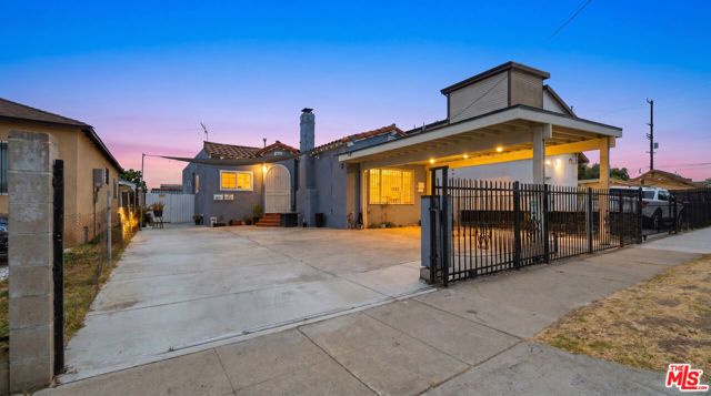 642 W 95th Street, Los Angeles, CA 90044