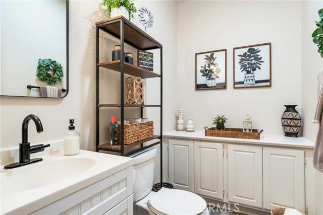 7586 Vista Alegre, Highland, CA 92346