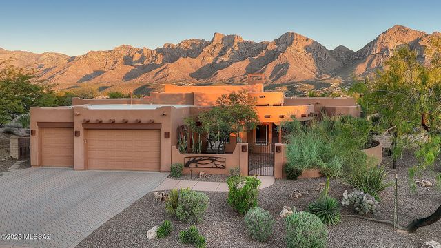 11158 N Pusch Ridge Vistas Drive, Oro Valley, AZ 85737