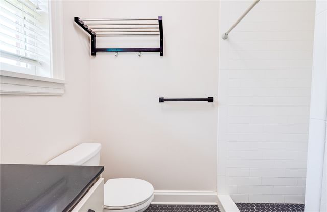 2837 Hemphill Street 202, Fort Worth, TX 76110