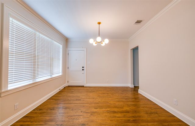 2837 Hemphill Street 202, Fort Worth, TX 76110