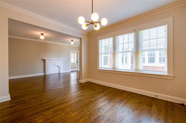 2837 Hemphill Street 202, Fort Worth, TX 76110