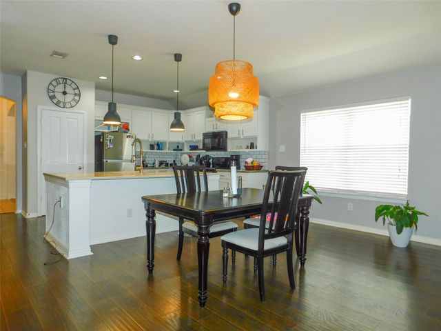 2020 Jasmine Valley Drive, Little Elm, TX 75068