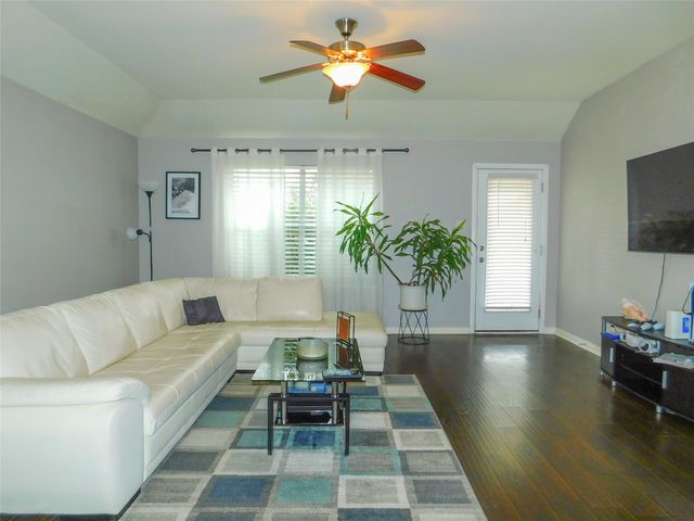 2020 Jasmine Valley Drive, Little Elm, TX 75068