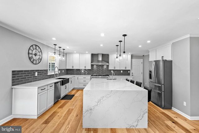 21247 SMOKEHOUSE CT, Ashburn, VA 20147
