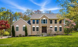 18 Tanglewood Place, Monroe, NJ 08831