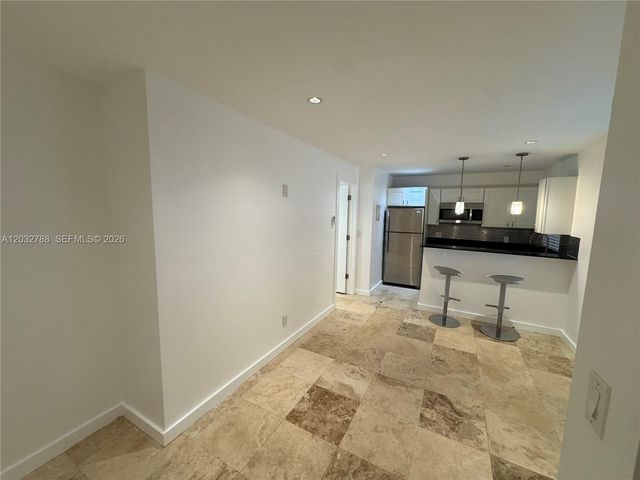 901 SE 2nd Court 3, Fort Lauderdale, FL 33301
