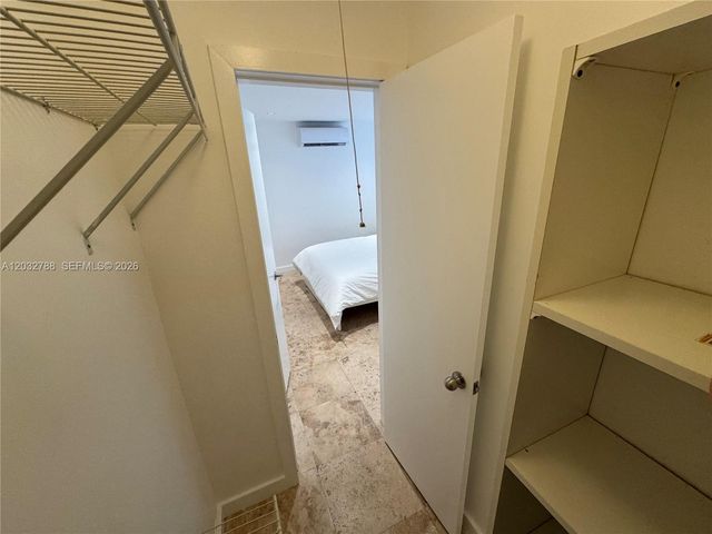 901 SE 2nd Court 3, Fort Lauderdale, FL 33301