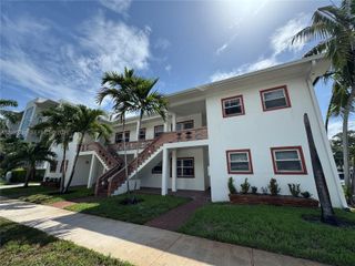 901 SE 2nd Court 3, Fort Lauderdale, FL 33301