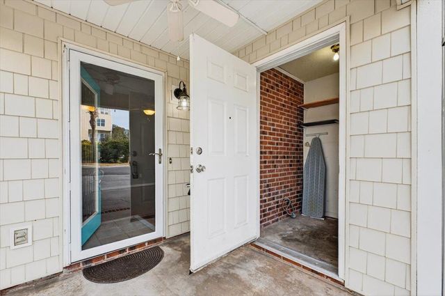 933 Perrin Dr., North Myrtle Beach, SC 29582