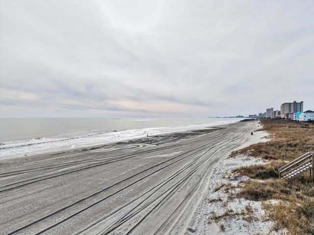 933 Perrin Dr., North Myrtle Beach, SC 29582