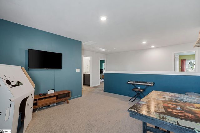 938 Equine Drive, Roebuck, SC 29376