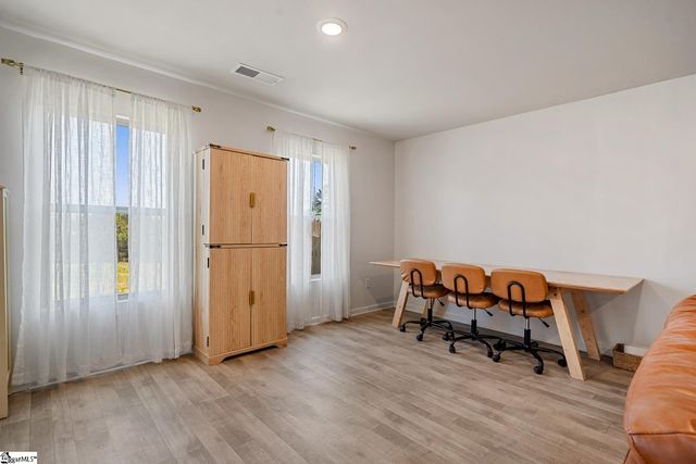 938 Equine Drive, Roebuck, SC 29376