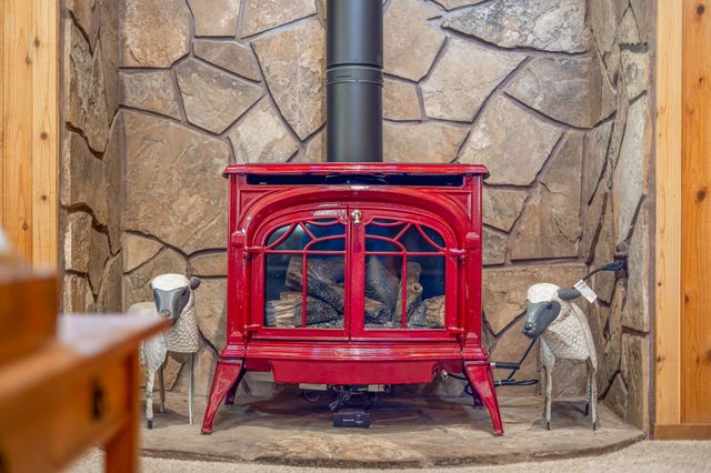 15624 National Forest Lane, Sisters, OR 97759