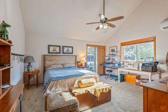 15624 National Forest Lane, Sisters, OR 97759