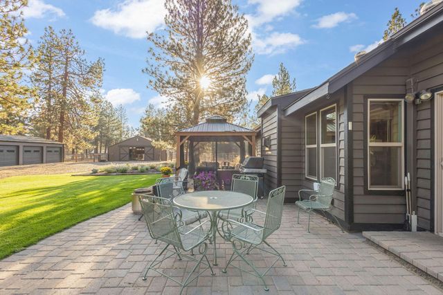 15624 National Forest Lane, Sisters, OR 97759