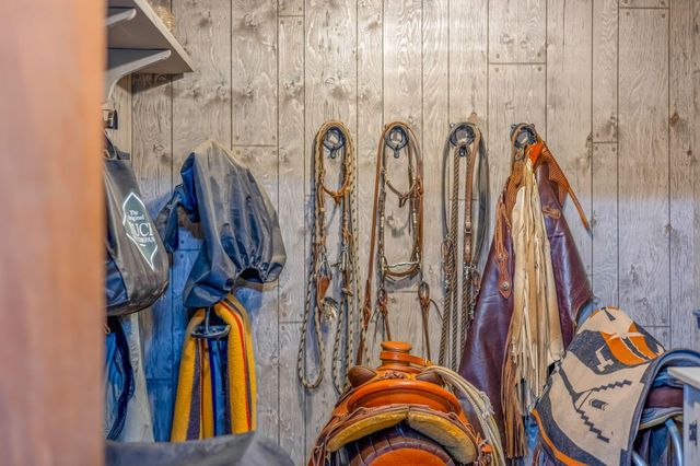 15624 National Forest Lane, Sisters, OR 97759