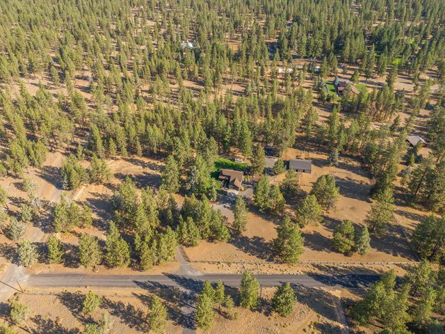 15624 National Forest Lane, Sisters, OR 97759