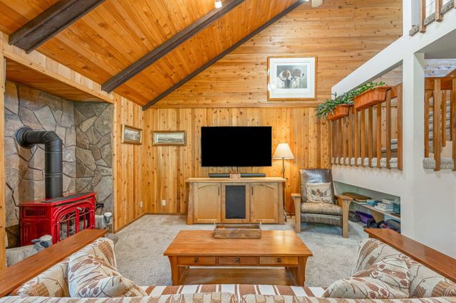 15624 National Forest Lane, Sisters, OR 97759