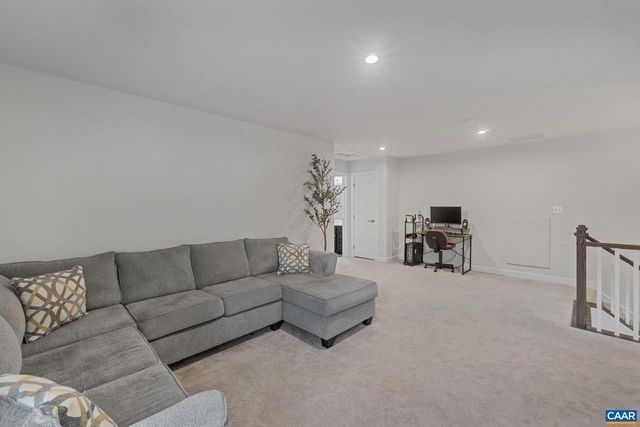 114 ISLAND HILL RD, Palmyra, VA 22963