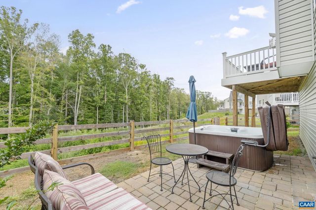 114 ISLAND HILL RD, Palmyra, VA 22963