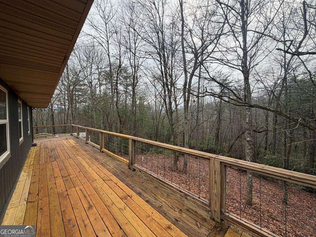 636 Bear Paw Trail, Blue Ridge, GA 30513