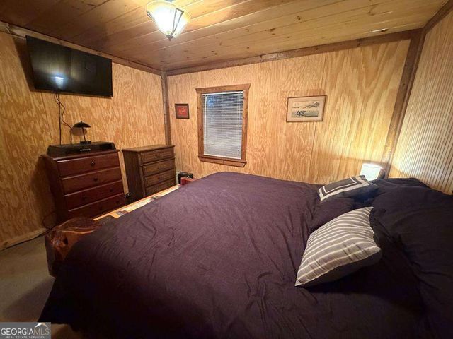 636 Bear Paw Trail, Blue Ridge, GA 30513