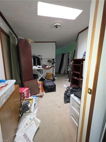 108 carr Street, Jonesville, NC 28642