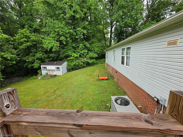 108 carr Street, Jonesville, NC 28642