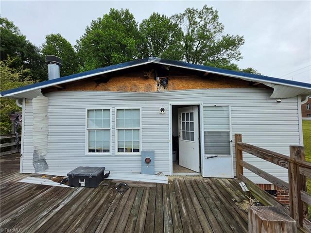108 carr Street, Jonesville, NC 28642