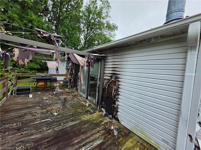 108 carr Street, Jonesville, NC 28642