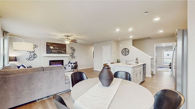 517 Kinley Drive, Waukee, IA 50263