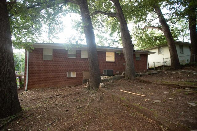 6905 W 34th Street, Little Rock, AR 72204