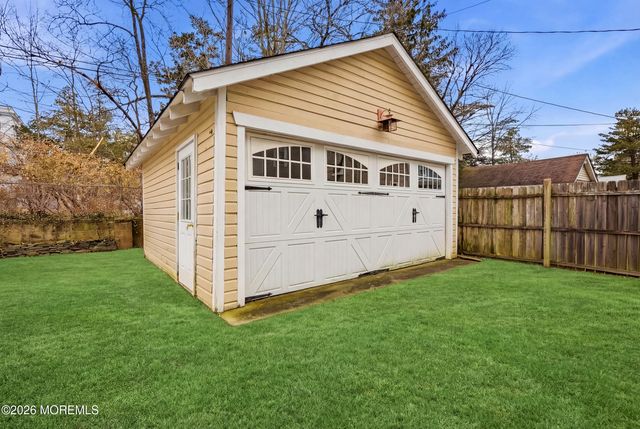 14 Norwood Court, West Long Branch, NJ 07764