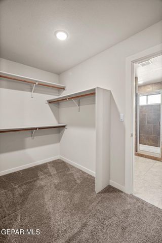 2041 Blue Valley Avenue, Socorro, TX 79927