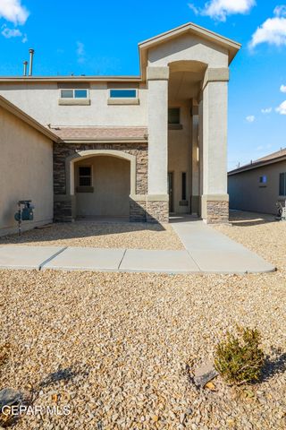 2041 Blue Valley Avenue, Socorro, TX 79927