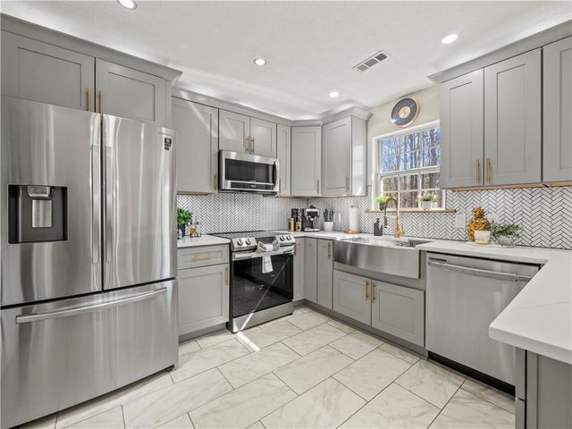 7235 Ironwood Drive, Gainesville, GA 30507