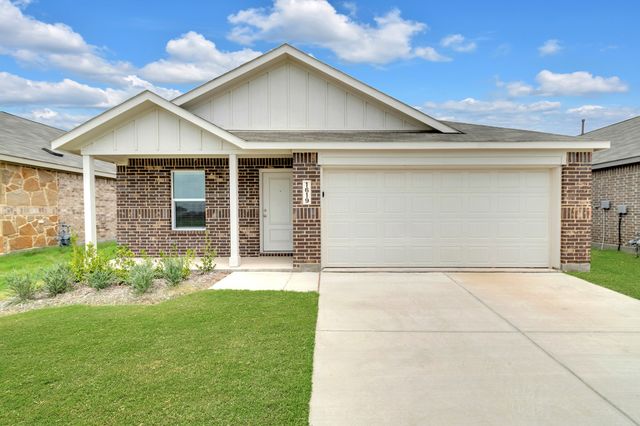 1619 Sparrow Hawk Road, Forney, TX 75126