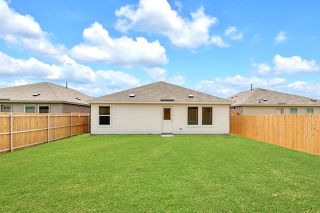 1619 Sparrow Hawk Road, Forney, TX 75126