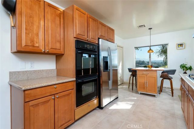1404 Corona Drive, Glendale, CA 91205