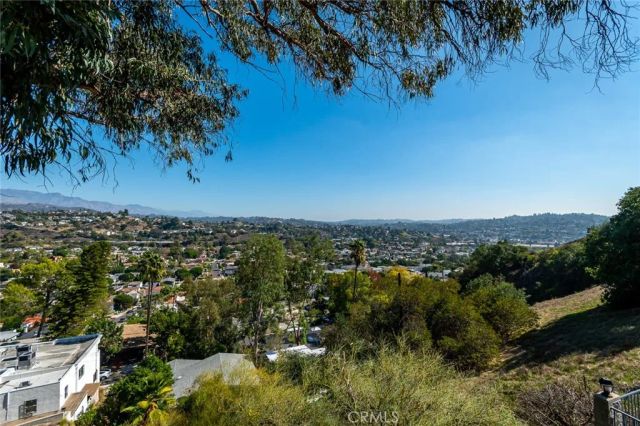 1404 Corona Drive, Glendale, CA 91205