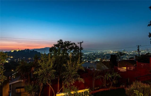 1404 Corona Drive, Glendale, CA 91205