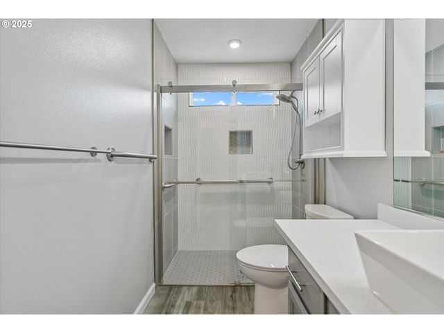 12262 Sw 114TH Ter, Portland, OR 97223