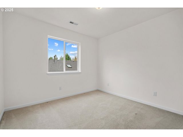 12262 Sw 114TH Ter, Portland, OR 97223