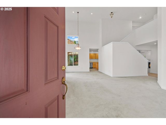 12262 Sw 114TH Ter, Portland, OR 97223