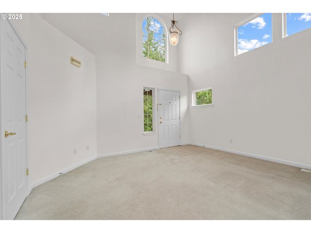 12262 Sw 114TH Ter, Portland, OR 97223