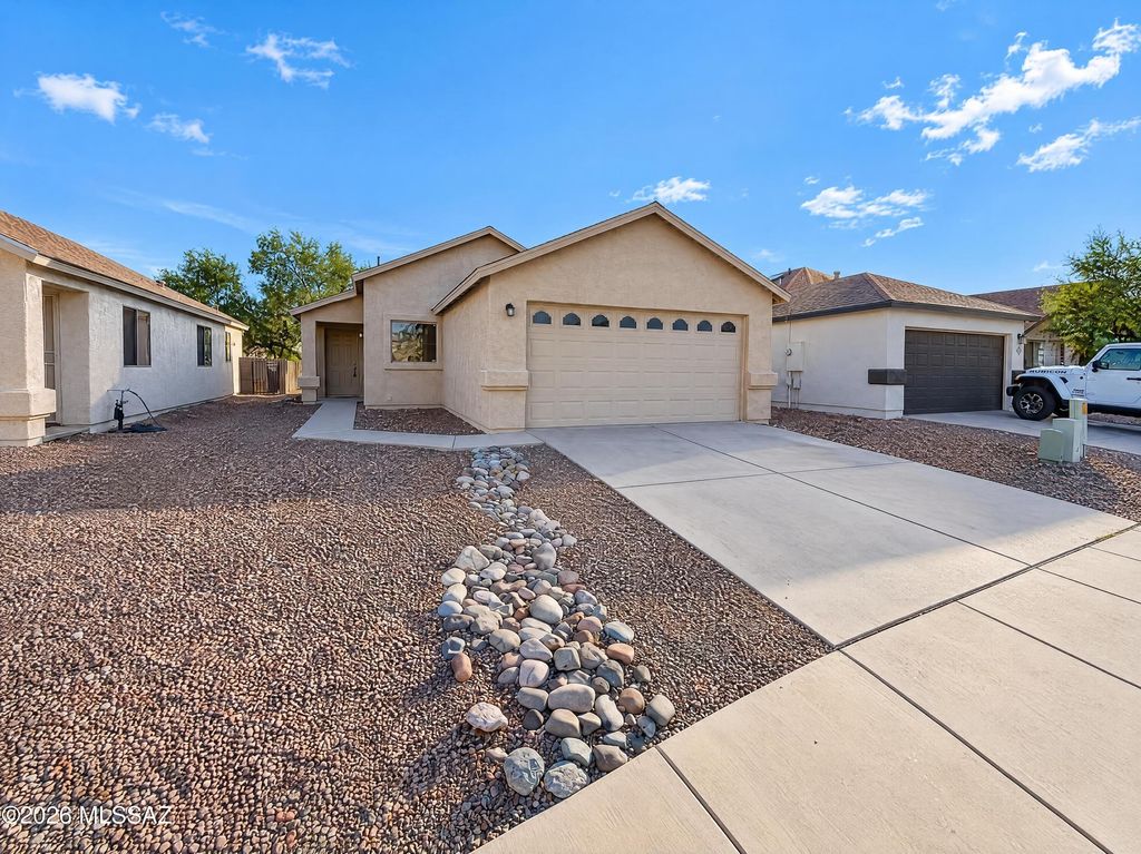 6013 S Galiuro Drive, Tucson, AZ 85706