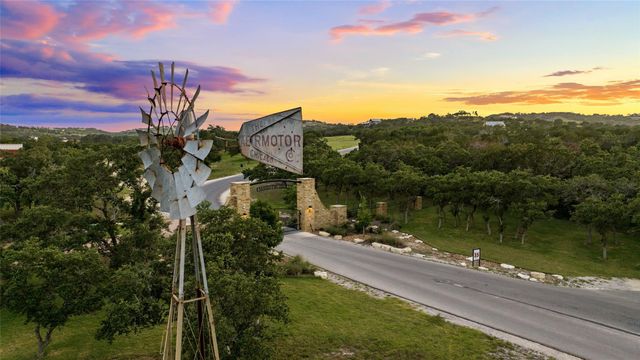 105 Majestic Hills DR, Blanco, TX 78606