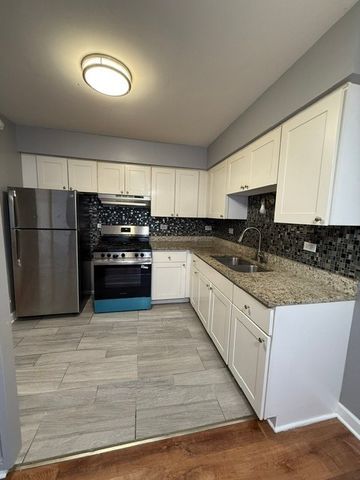 3 TOWER Court, Downers Grove, IL 60516